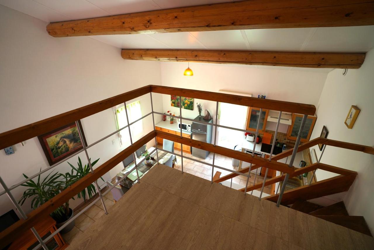 Ferienwohnung Loft Avec Mezzanine Montagnac  Exterior foto